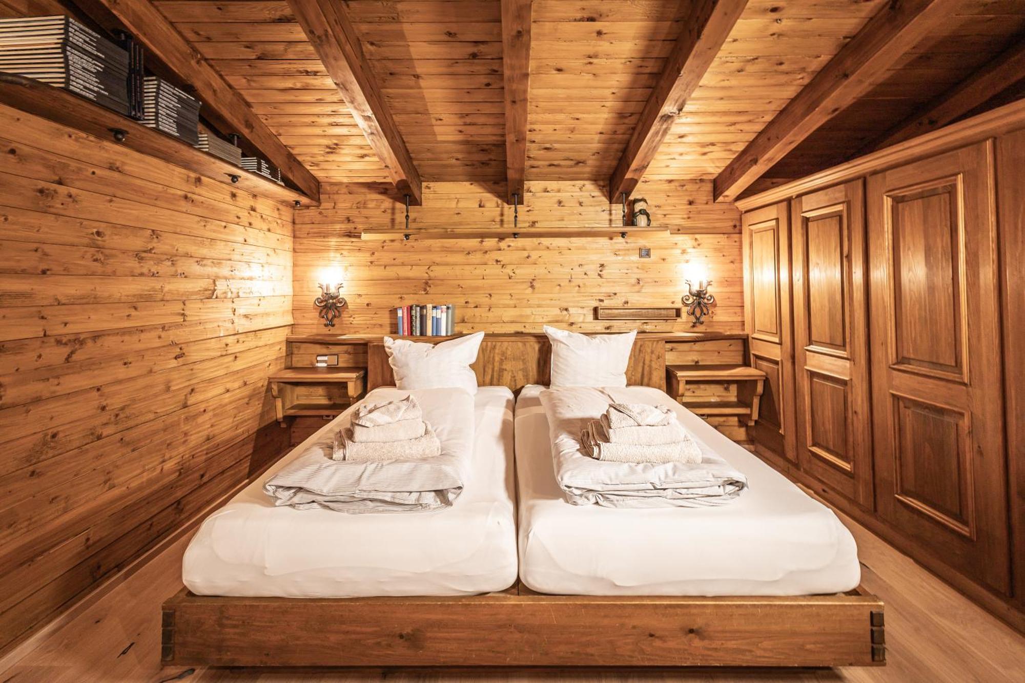 Holzhaus in Alleinlage in Bad Ischl, Kamin&Sauna Exterior foto