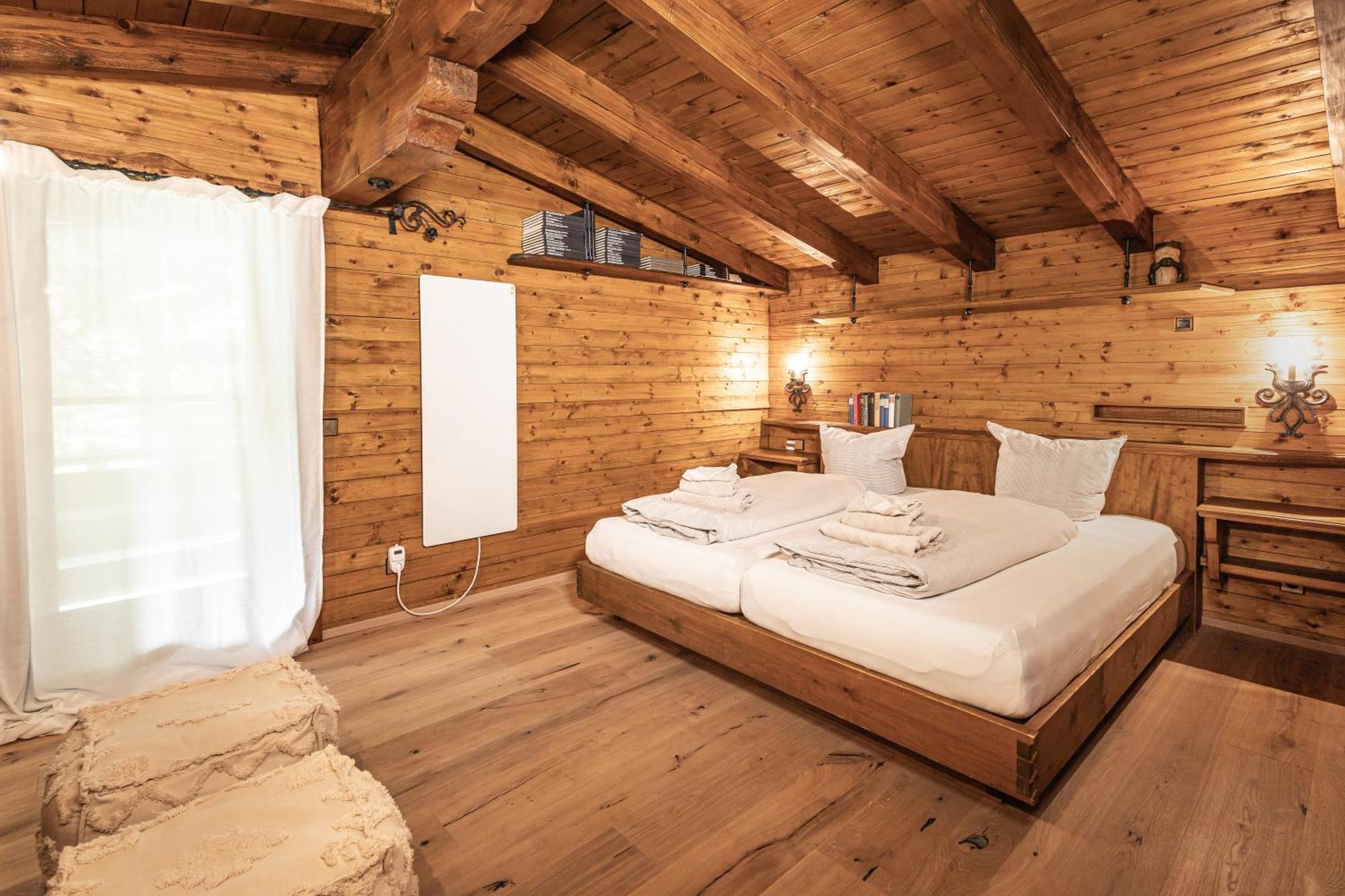 Holzhaus in Alleinlage in Bad Ischl, Kamin&Sauna Exterior foto