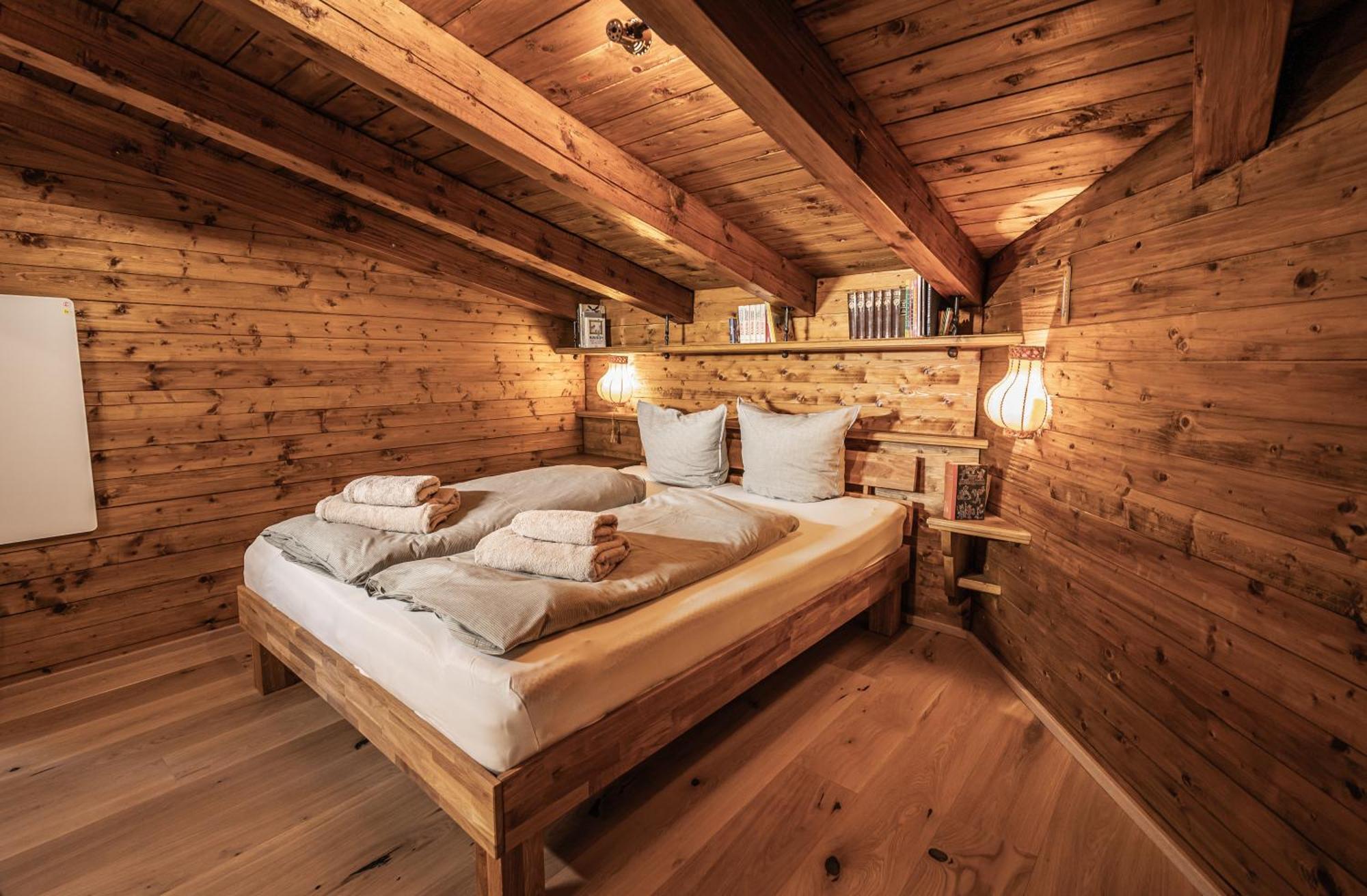 Holzhaus in Alleinlage in Bad Ischl, Kamin&Sauna Exterior foto