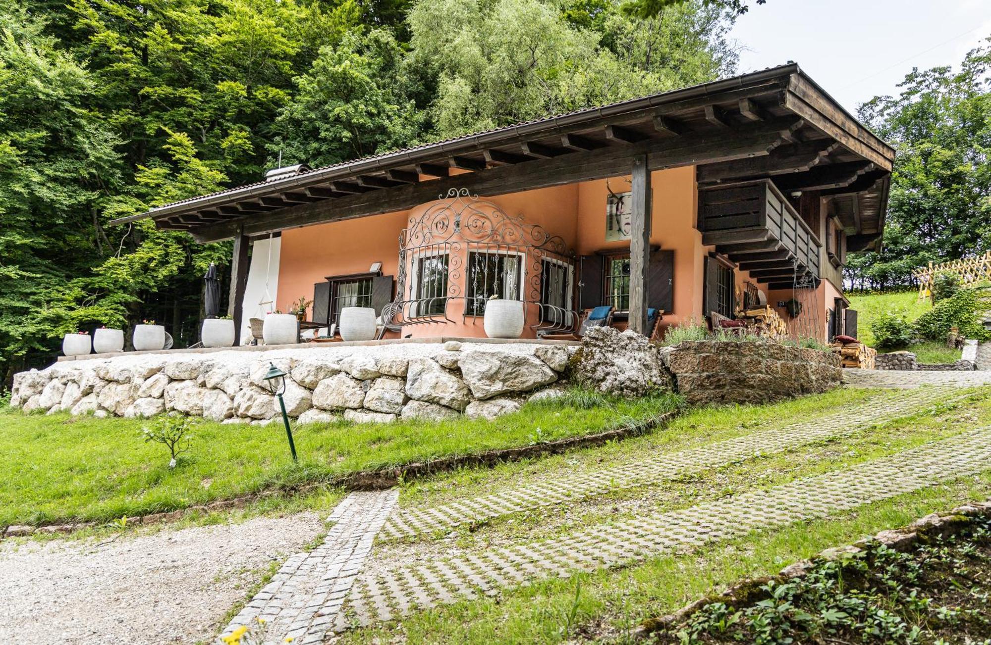 Holzhaus in Alleinlage in Bad Ischl, Kamin&Sauna Exterior foto